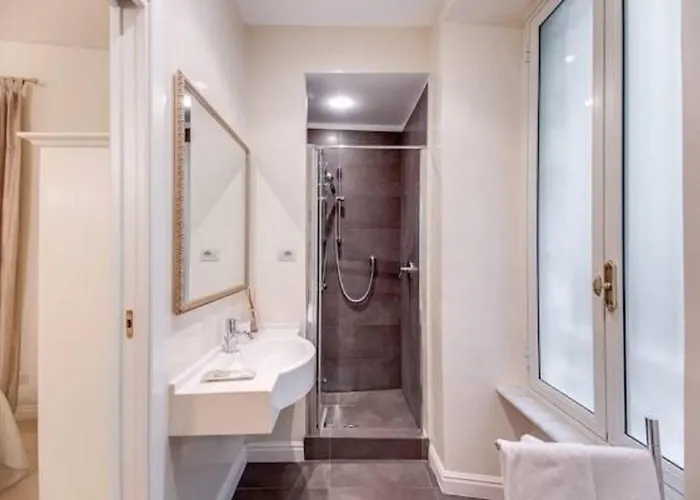 Elegant Flat Spanish Steps Vakantiehuis